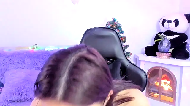 Snapshot of Arenne_rouse chatting on 01.03.25 Arenne rouse online show from 01.03.25