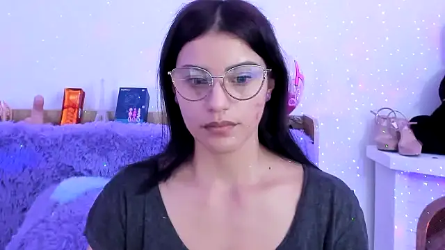 Snapshot of Arenne_rouse chatting on 02.13.25 Arenne rouse online show from 02.13.25