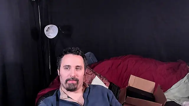 Metalstud online show from 11.24.25