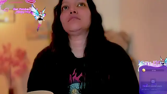 Snapshot of MarcellaGriffin chatting on 04.15.26 MarcellaGriffin online show from 04.15.26