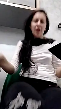 Snapshot of lolyforyou chatting on 02.12.26 lolyforyou online show from 02.12.26