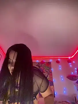 Snapshot of Emma_Brown_12 chatting on 01.22.25 Emma Brown 12 online show from 01.22.25