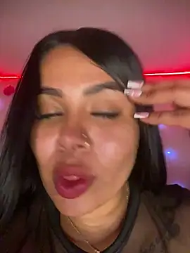 Snapshot of Emma_Brown_12 chatting on 01.23.25 Emma Brown 12 online show from 01.23.25