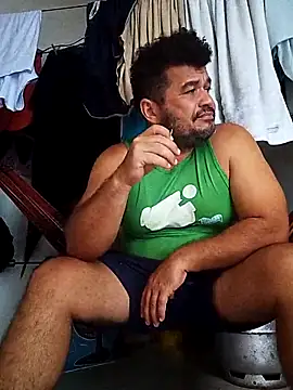 Snapshot of tarra122 chatting on 02.19.26 tarra122 online show from 02.19.26