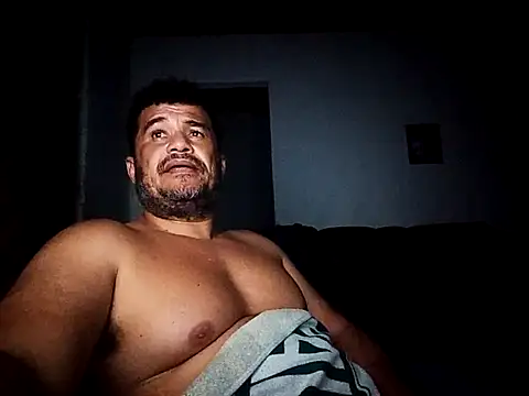 Snapshot of tarra122 chatting on 03.14.26 tarra122 online show from 03.14.26