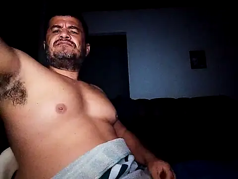 Snapshot of tarra122 chatting on 03.15.26 tarra122 online show from 03.15.26