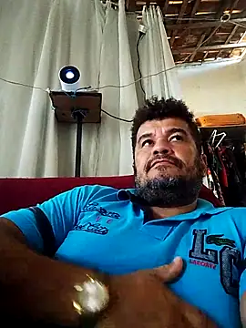 Snapshot of tarra122 chatting on 03.22.26 tarra122 online show from 03.22.26