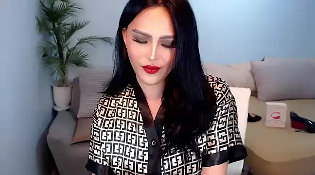 Snapshot of PrettyWomanxxx chatting on 02.21.25 PrettyWomanxxx online show from 02.21.25