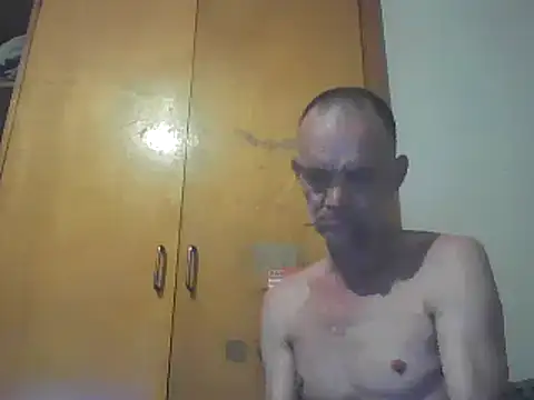 Snapshot of TooFknHorny1 chatting on 12.10.24 TooFknHorny1 online show from 12.10.24