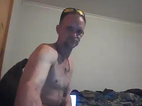 Snapshot of TooFknHorny1 chatting on 01.15.25 TooFknHorny1 online show from 01.15.25