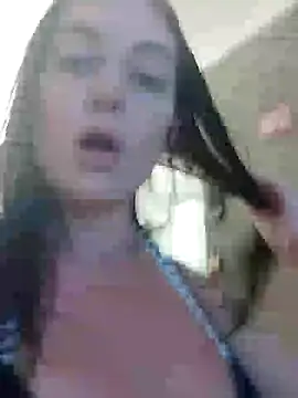 Snapshot of LilliThelo chatting on 12.03.24 LilliThelo online show from 12.03.24
