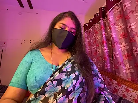 Snapshot of Love_4Sex chatting on 12.14.25 Love 4Sex online show from 12.14.25