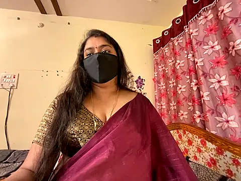 Snapshot of Love_4Sex chatting on 12.19.25 Love 4Sex online show from 12.19.25