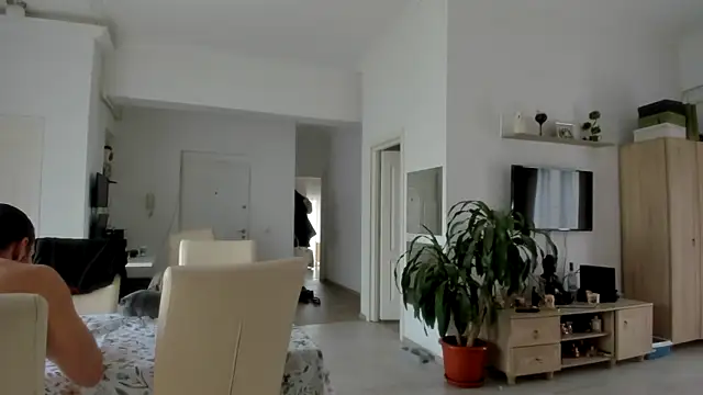 woolfiie online show from 01.21.25