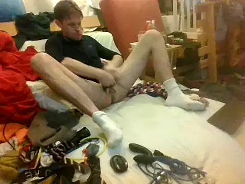 Snapshot of londonfuckwhore chatting on 01.10.25 londonfuckwhore online show from 01.10.25