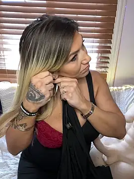 LittleMissEeve online show from 01.22.25