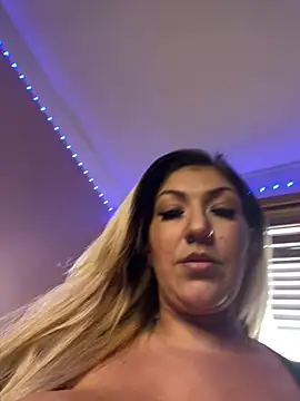 LittleMissEeve online show from 02.08.25