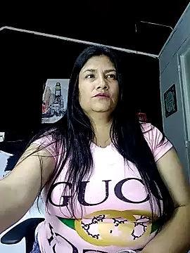 Snapshot of salomexlove_20 chatting on 12.23.24 salomexlove 20 online show from 12.23.24