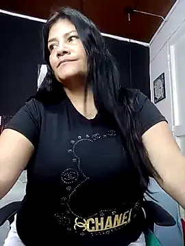 Snapshot of salomexlove_20 chatting on 02.09.25 salomexlove 20 online show from 02.09.25