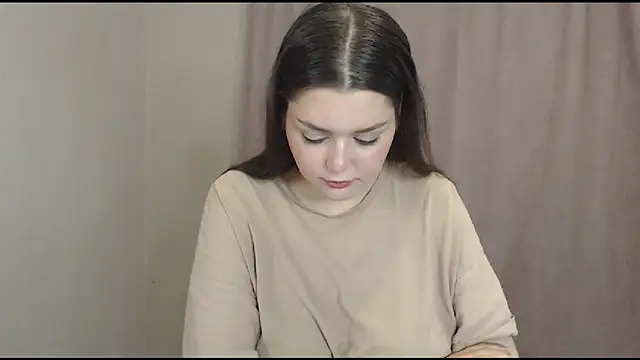 ohhhMie online show from 10.06.25