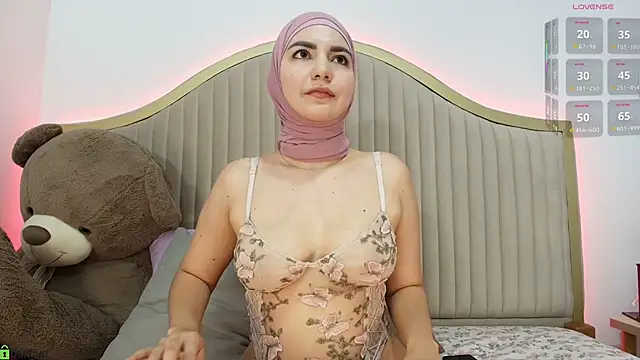 dalilasaadi  online show from 03.16.26