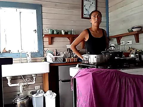 Luna-Natural online show from 12.24.24