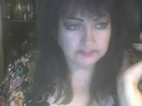 Snapshot of ElenaZed chatting on 01.11.25 ElenaZed online show from 01.11.25