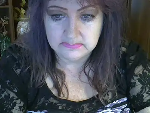 Snapshot of ElenaZed chatting on 01.31.25 ElenaZed online show from 01.31.25