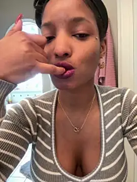 Snapshot of NicoleCocksXXX chatting on 03.31.26 NicoleCocksXXX online show from 03.31.26