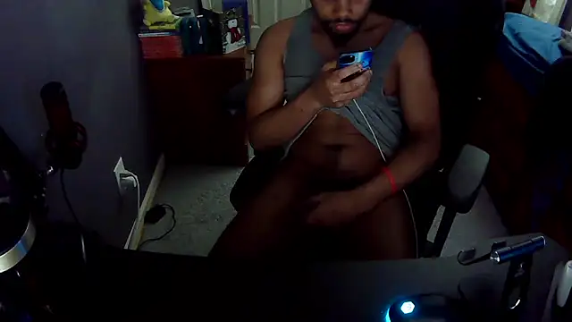 Snapshot of Neovergil0 chatting on 12.22.24 Neovergil0 online show from 12.22.24