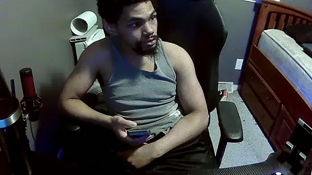 Snapshot of Neovergil0 chatting on 02.16.25 Neovergil0 online show from 02.16.25