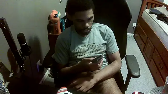 Snapshot of Neovergil0 chatting on 10.03.25 Neovergil0 online show from 10.03.25