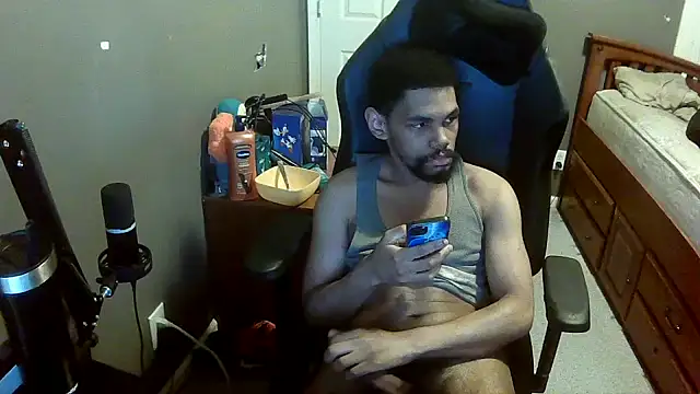 Snapshot of Neovergil0 chatting on 10.19.25 Neovergil0 online show from 10.19.25