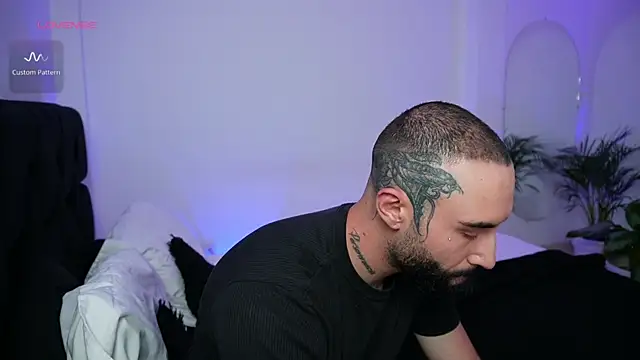 Snapshot of the_lucky_men__ chatting on 01.14.25 the lucky men online show from 01.14.25