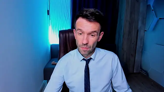 SteveTiger online show from 10.12.25