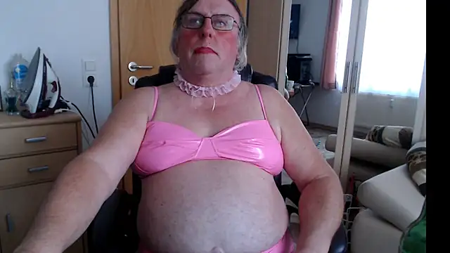 Sissygera online show from 01.11.25