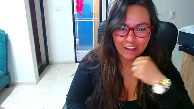 Ixchel Anaid online show from 01.29.25