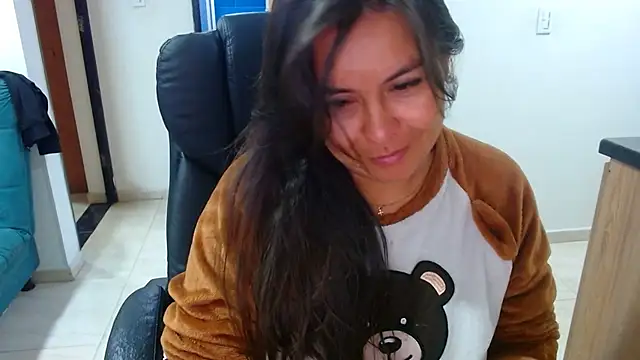 Ixchel Anaid online show from 03.03.25