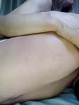 Snapshot of estrella_tasty chatting on 01.16.25 estrella tasty online show from 01.16.25