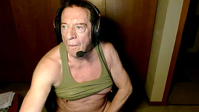 GentlePorn online show from 04.29.26