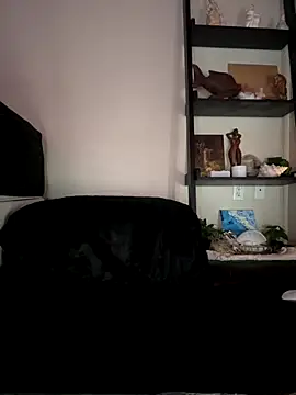 Snapshot of Amanita_Bloom chatting on 09.10.25 Amanita Bloom online show from 09.10.25