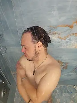 Snapshot of latinoflpr chatting on 01.11.26 latinoflpr online show from 01.11.26