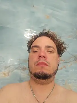 Snapshot of latinoflpr chatting on 01.17.26 latinoflpr online show from 01.17.26