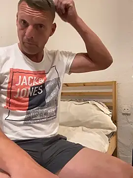 Goldmedall online show from 04.14.26