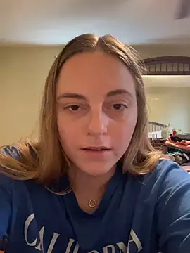 Snapshot of jaseyrae chatting on 12.13.24 jaseyrae online show from 12.13.24