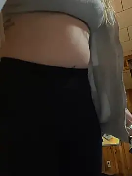 Snapshot of jaseyrae chatting on 12.19.24 jaseyrae online show from 12.19.24