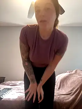 Snapshot of jaseyrae chatting on 09.19.25 jaseyrae online show from 09.19.25