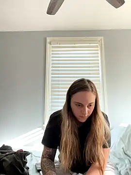 Snapshot of jaseyrae chatting on 11.08.25 jaseyrae online show from 11.08.25