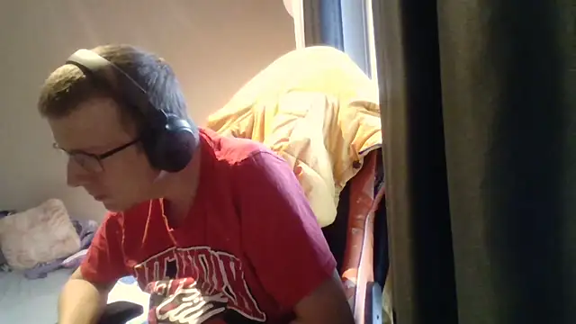 Snapshot of David250692 chatting on 02.09.26 David250692 online show from 02.09.26