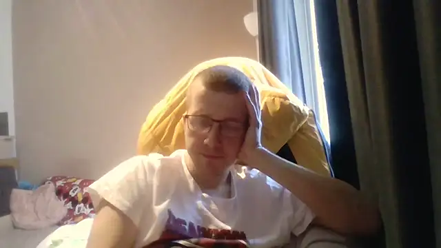 Snapshot of David250692 chatting on 03.02.26 David250692 online show from 03.02.26